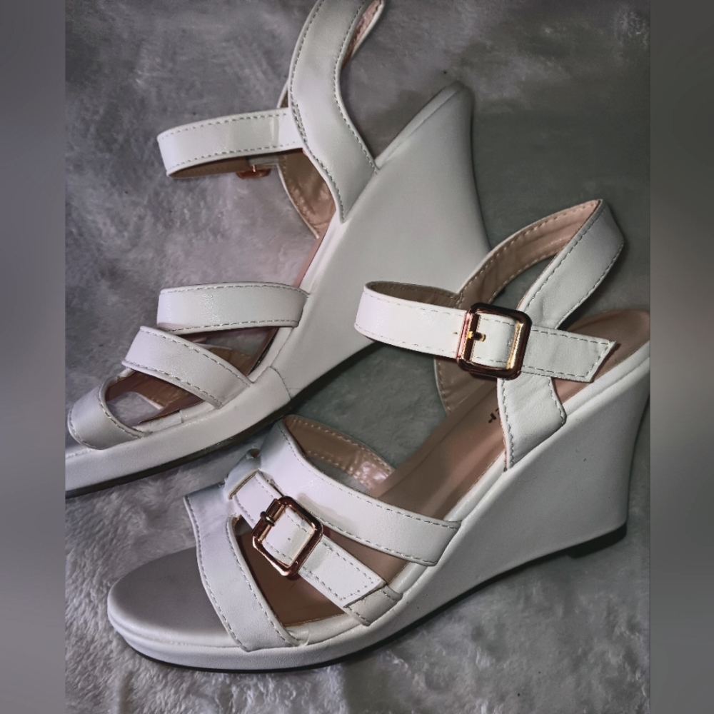 Forever Wedges, Size 7, White